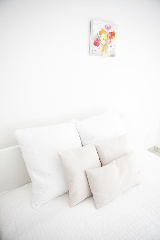 Alessia'S Flat - Loreto Milan Luaran gambar